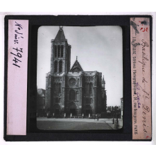 La Basilique de Saint-Denis. Façade.