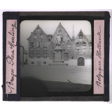 Habitation, maisons, hors série. Belgique - Hollande. Bruges, Place Memling.