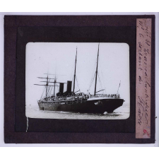 Marine. Transatlantique sortant du Havre.