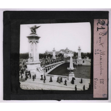 Les Ponts. Pont Alexandre III, Paris.
