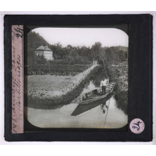 Les Régions de craie du nord de la France (Amiénois) (géographie physique et humaine). Amiens. Dans les hortillonages.