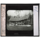 Sumatra. Batipoe. Salle du conseil indigène.