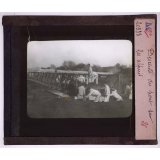 Les Travaux du génie dans un régiment de sapeurs mineurs. II. Manoeuvres de pontage. Descente du pont sur les appuis.