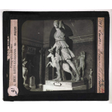 Art antique au Louvre. Louvre, Diane Chasseresse.
