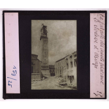 La Bataille des hauts plateaux de l'Adige à la Brenta (mai - juillet 1916). Le clocher d'Asiago.