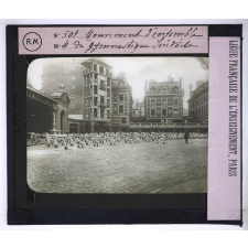 Les Pompiers. Mouvement d'ensemble de gymnastique suédoise.
