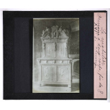 Le Mobilier en France du Moyen-Age au XIXè siècle. Armoire à deux corps, fin du XVIe siècle. Cluny.