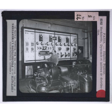 Un Hôpital moderne. Hôpital Pasteur (Services annexes). Machinerie, Dynamos et tableau de distribution.
