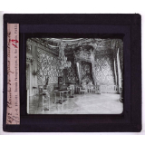 Le Château de Fontainebleau. Chambre de Marie-Antoinette. 