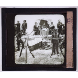 La Rue des nations et la berge de la rive gauche de la Seine à l'exposition universelle de 1900. Panorama militaire. Le campement.