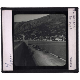 Côtes de la Méditerranée. Menton. Le port.