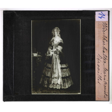 Le Costume au XIXè siècle. Wintherhalter. Marie-Amélie. Versailles.