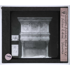 La Sculpture française d'après le musée de moulages du Trocadéro. II. Depuis le XVIe siècle. Orléans. Le musée. Cheminée.