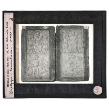 L'Art français des origines à 1800 - d'après les collections du Petit Palais (Exposition universelle de 1900). I. Moyen Âge et Renaissance. Diptyque consulaire, ivoire.