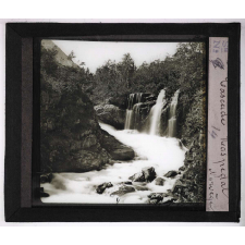 Les Eaux. Cascade Maspedal. Norvège.