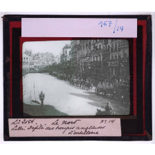 Le Nord en 1918. Lille. Défilé des troupes anglaises. L'artillerie.