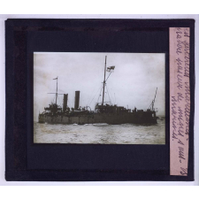 Forteresses et citadelles flottantes. (Les grands cuirassiers modernes). Navire poseur de mines sous-marines.