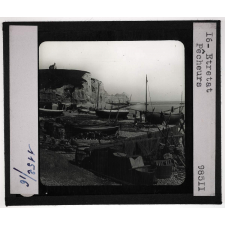 Normandie. Etretat. Pêcheurs.