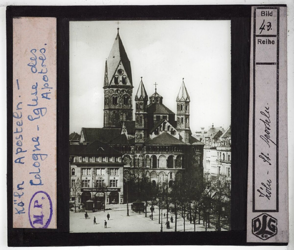 Vallée du Rhin. Köln Aposteln. Cologne. Église des Apôtres.