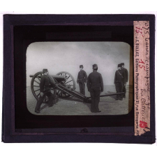 L'Artillerie à travers les âges. Canon de campagne de 90, en batterie.
