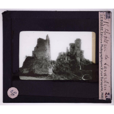 Le Donjon. Château de Lavardin.