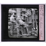Les Machines-outils. Deuxième partie : machines diverses. Autre fraiseuse verticale.