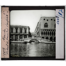 Venise. Prisons et pont des soupirs.