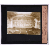 L'Université de Paris. Le grand amphithéâtre de l'université.