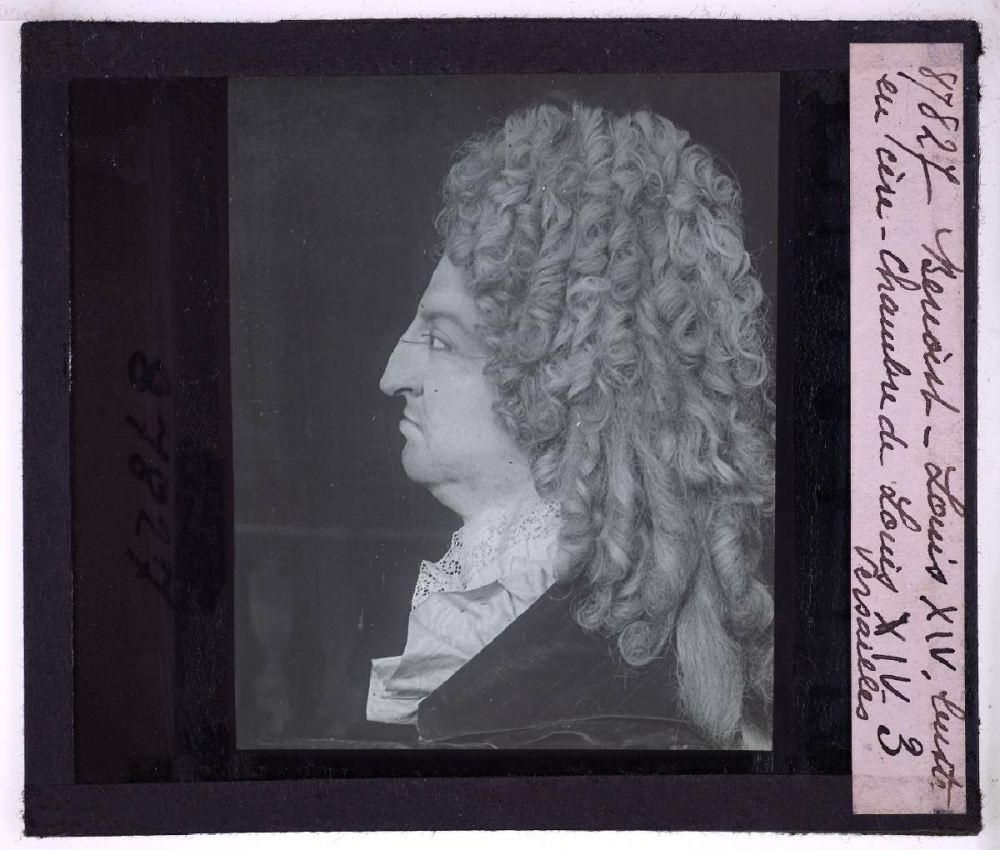 Louis XIV. Histoire politique. Benoist. Louis XIV, buste en cire. Chambre de Louis XIV. Versailles.