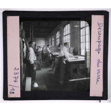 Le Verre à vitres. Découpage du verre.