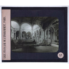 Expo 1900. Intérieur d'un pavillon.