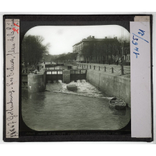 Suède. Gothenbourg. Les Écluses, place de la Reine.