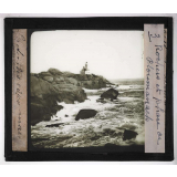 L'Action des eaux marines. Rochers et phare de Ploumanach.
