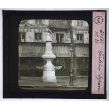 Les Fontaines artistiques de Paris. Fontaine Dejean.
