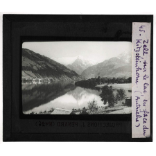Autriche. Zell, sur le lac, en face du Kitzsteinhorn.