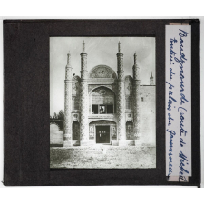 Iran. Boudznourde (route de Méched) Entrée du Palais du gouverneur.