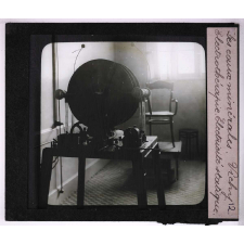 Eaux minérales. Vichy. Electrothérapie. Electricité statique.