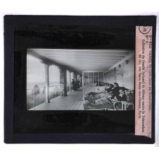 La Tuberculose, fléau social et l'armement antituberculeux français. Galerie de cure dans un sanatorium.