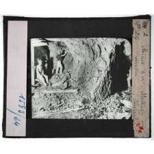 Australie Série II. Géographie humaine et économique. Mines d'or : Abattage du minerai.