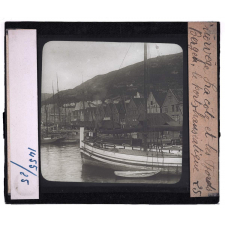 Norvège, la côte et les fjords. Bergen, le port hanséatique.