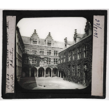 Belgique. Anvers. Cour du musée Plantin.