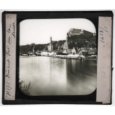 Belgique. Dinant. Vue sur la Meuse.