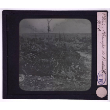 Guerre 1914-1918. Champs de bataille. Terrain dévasté. 