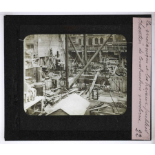 La Mécanique et les travaux publics. Chantier de construction moderne.
