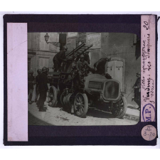 Verdun en février-mars 1916 (en arrière de la bataille). Les Pompiers.
