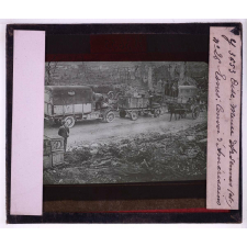 Oise, Meuse, Seine-et-Marne et Ardennes en 1918. Esnes : Convoi d'Américains.