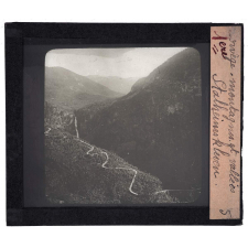 Norvège, montagnes, vallées. Stalheimskleven.