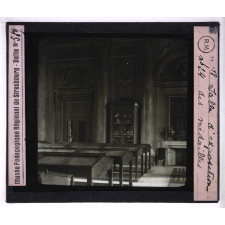 Une Visite à l'Hôtel des monnaies. Salle d'exposition des médailles.