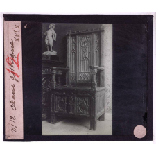 Art français (VIe-XVIe s.). Rétrospective. Chaise gothique XVe s.