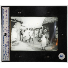 Cameroun. Mission Lhote. Indigènes au marché de Kano.